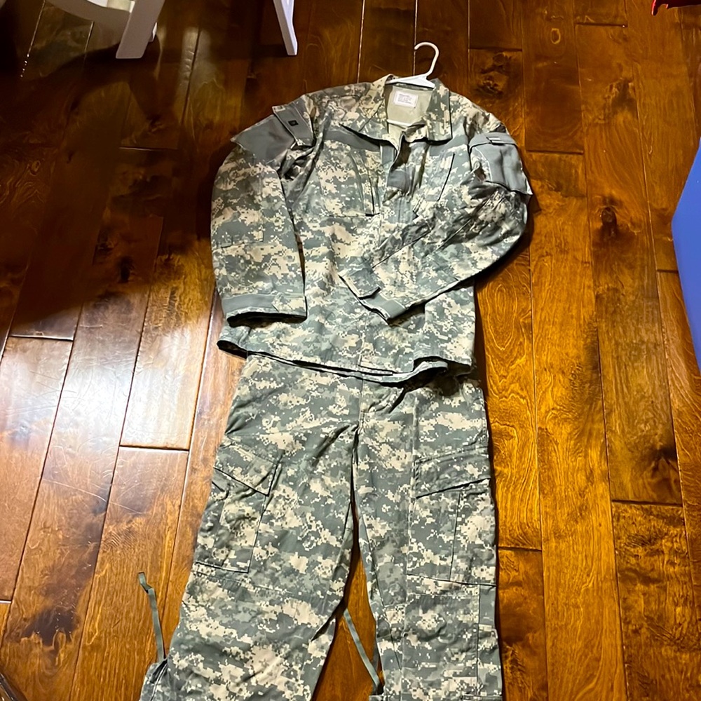Fatigues shirt and pants